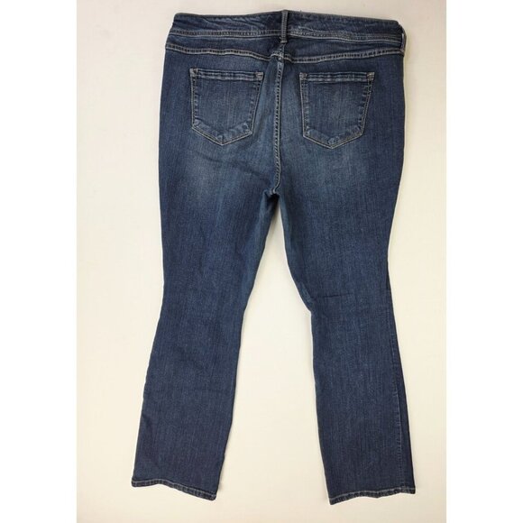 Torrid Premium Size 16R Womens 31" Inseam Barely Boot Blue Denim 5 Pocket Jeans - Picture 1 of 13